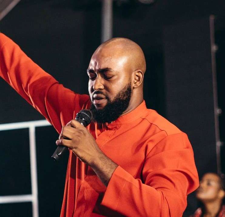 Neon-Adejo-Wins-Best-Inspirational-Single-With-Eze-Ebube-at-the-2023-Headies